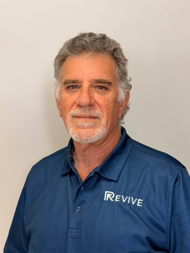 Roberto Solis Baker, Vice President of Revive Construction
